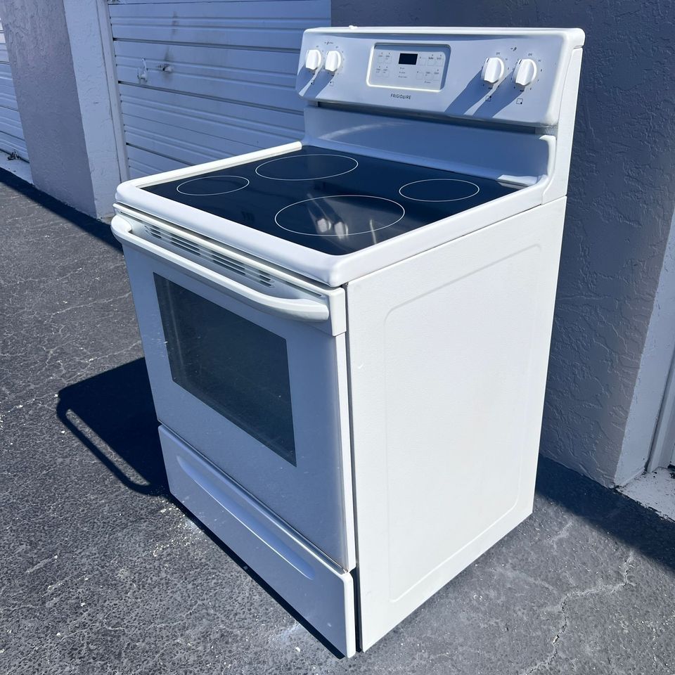 Frigidaire Electric Stove