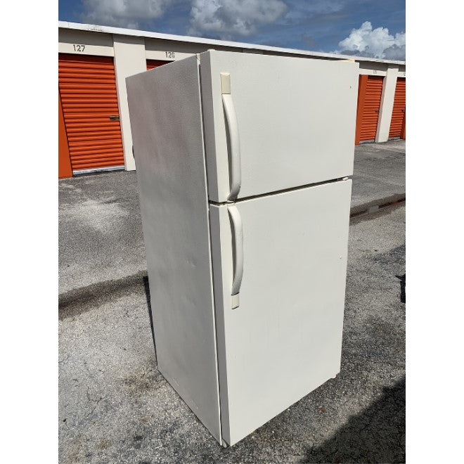 Frigidaire Top and Bottom Refrigerator