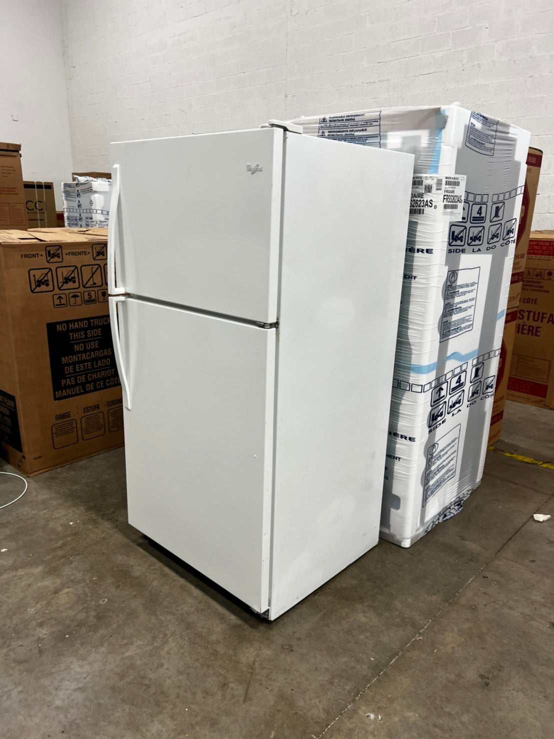 Whirlpool Top and Bottom Refrigerator