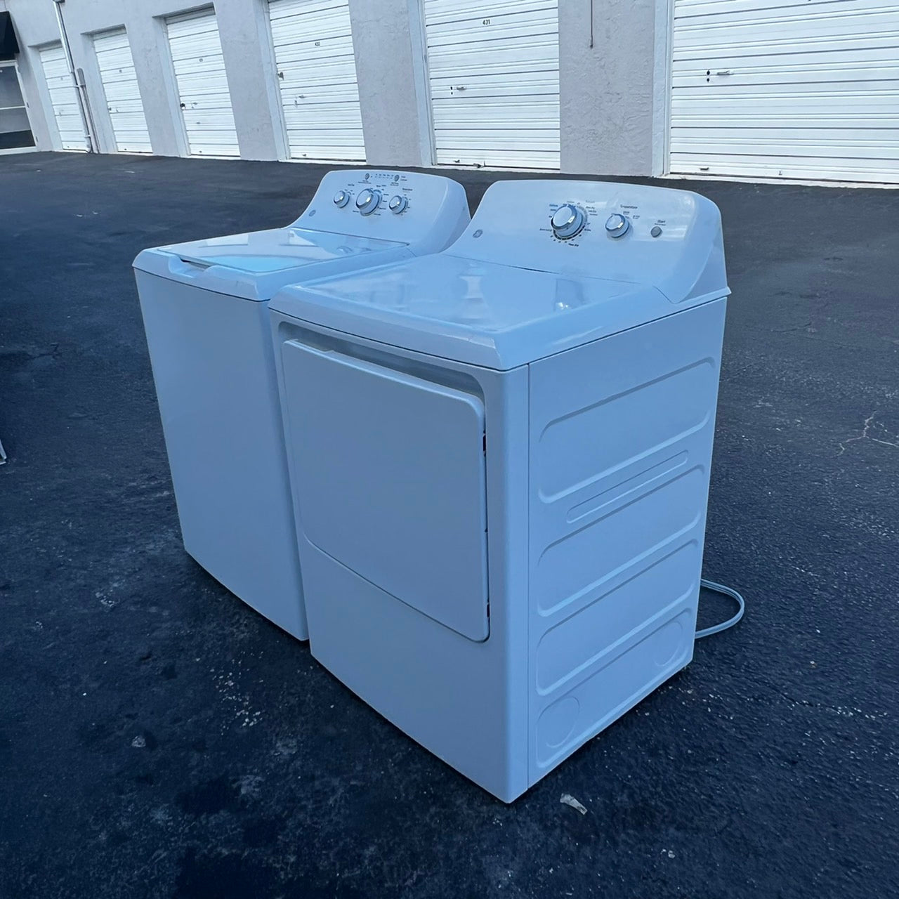 GE Washer and Dryer Set