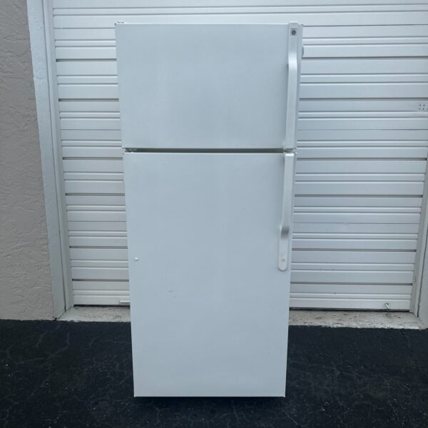 GE Fridge