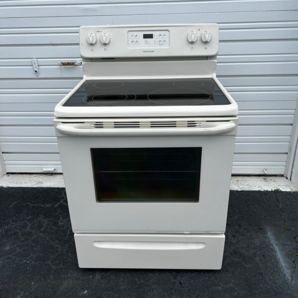 Frigidaire Electric Stove