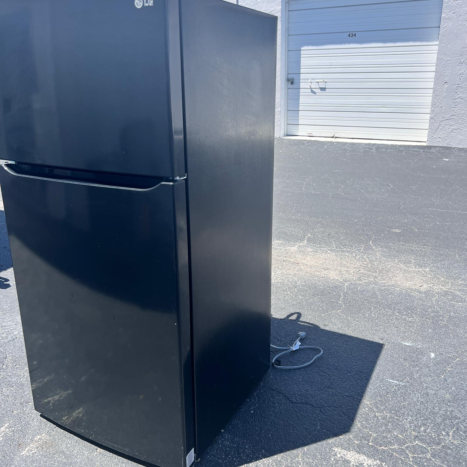 LG Black Top and Bottom Refrigerator