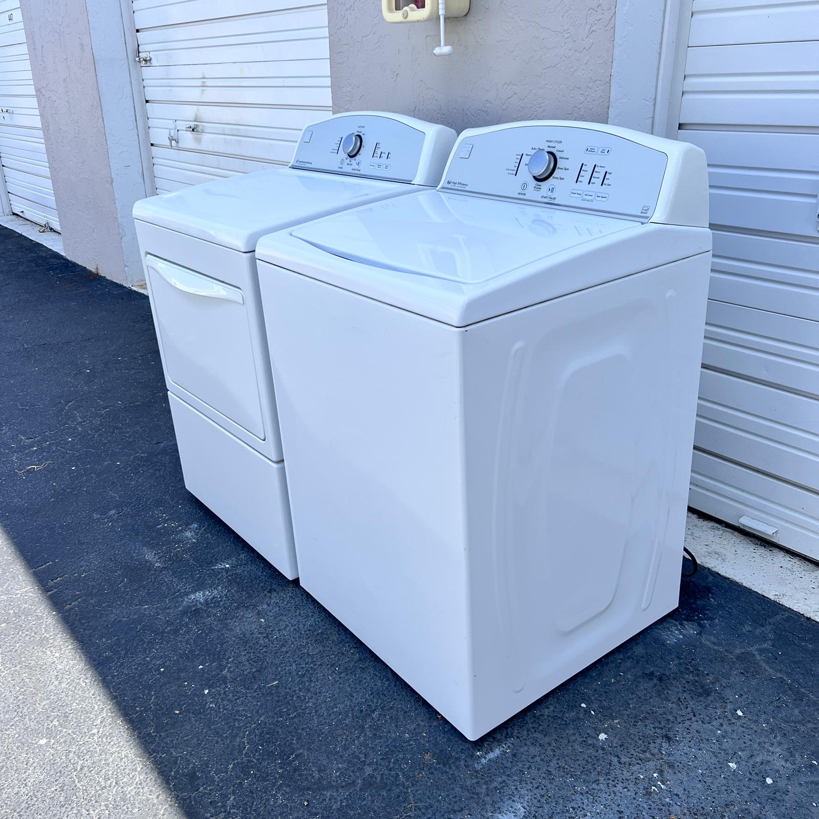 Kenmore Washer and Dryer Set