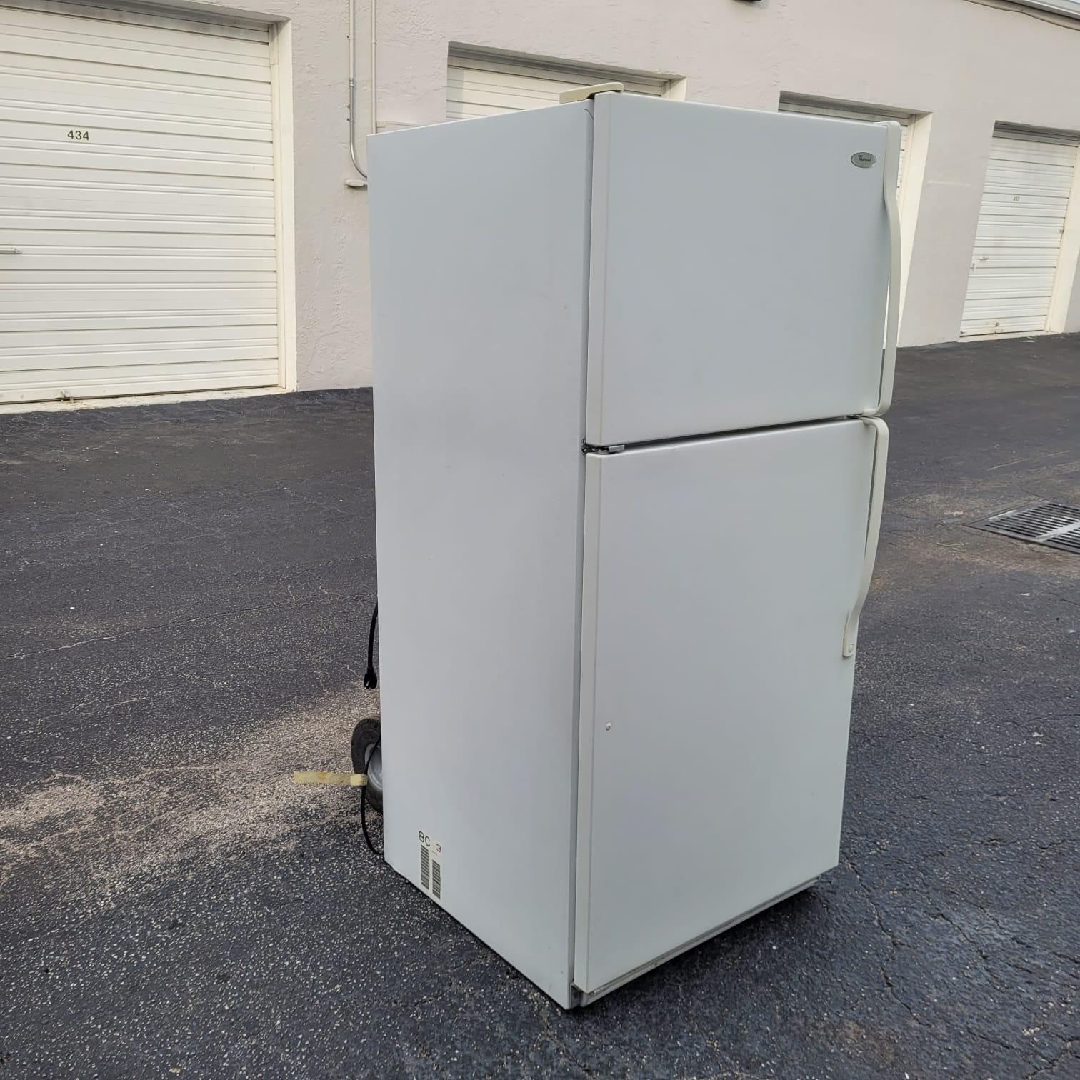 Whirlpool Top and Bottom Refrigerator