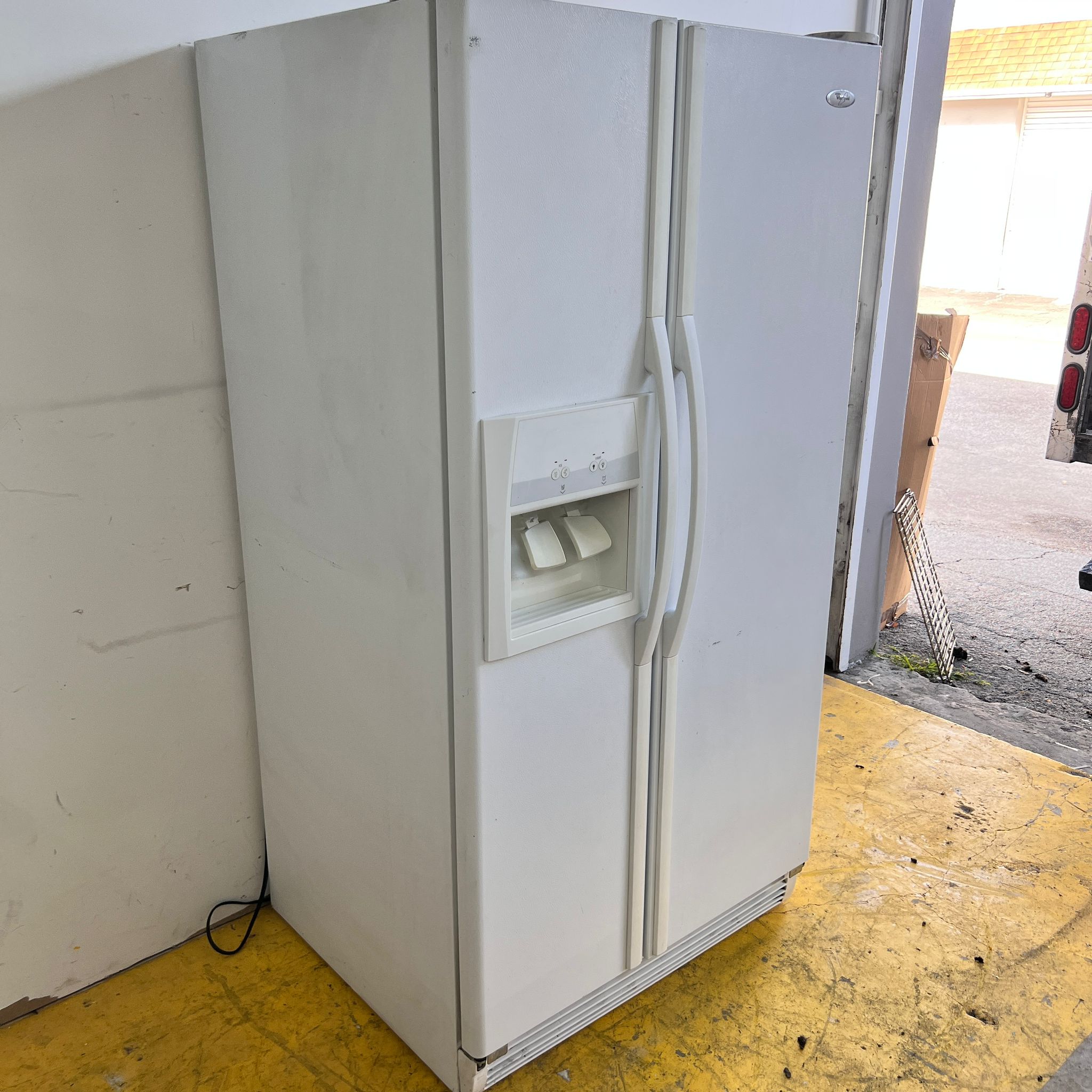 Whirlpool Side by Side Refrigerator