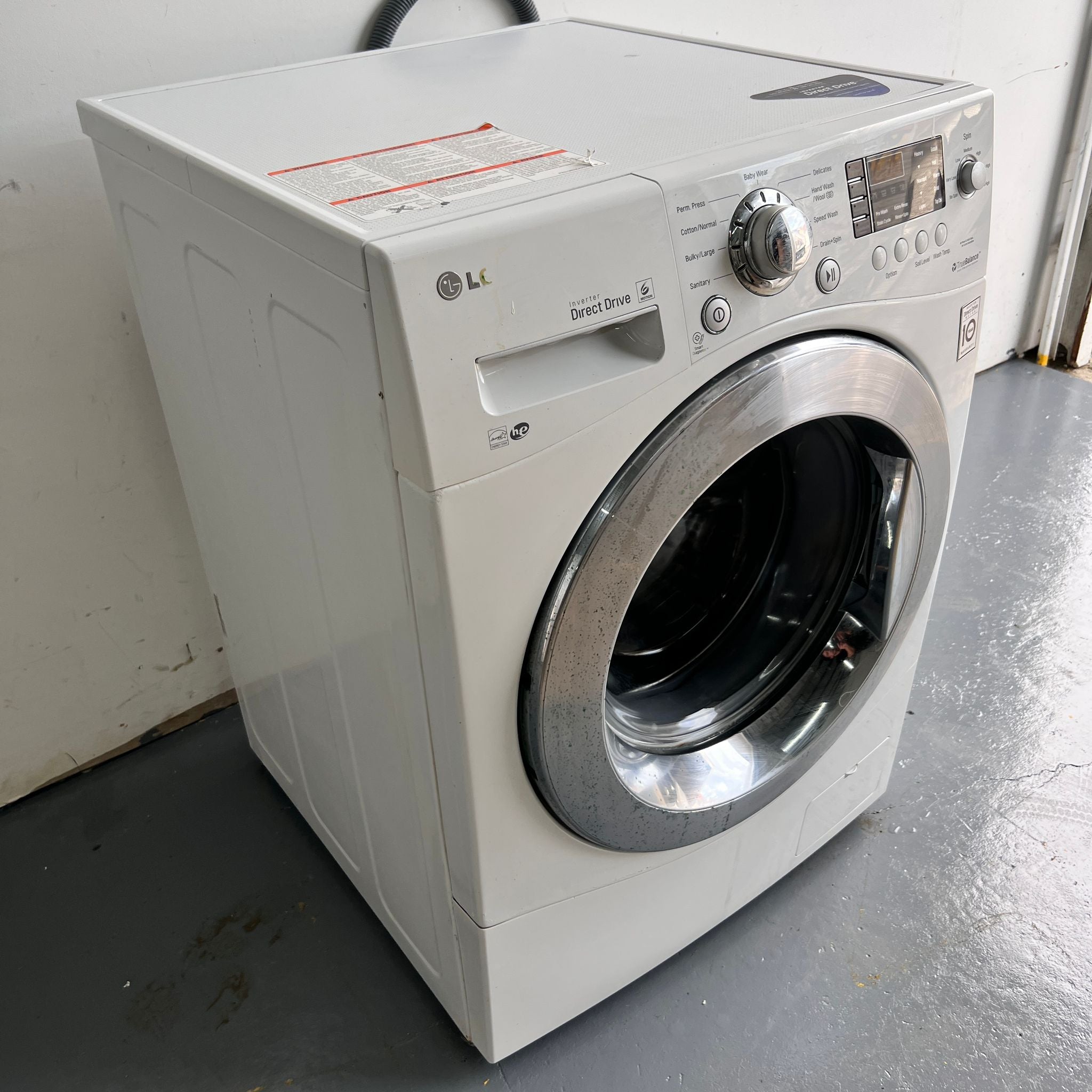 LG Compact Washer Front Load 23"