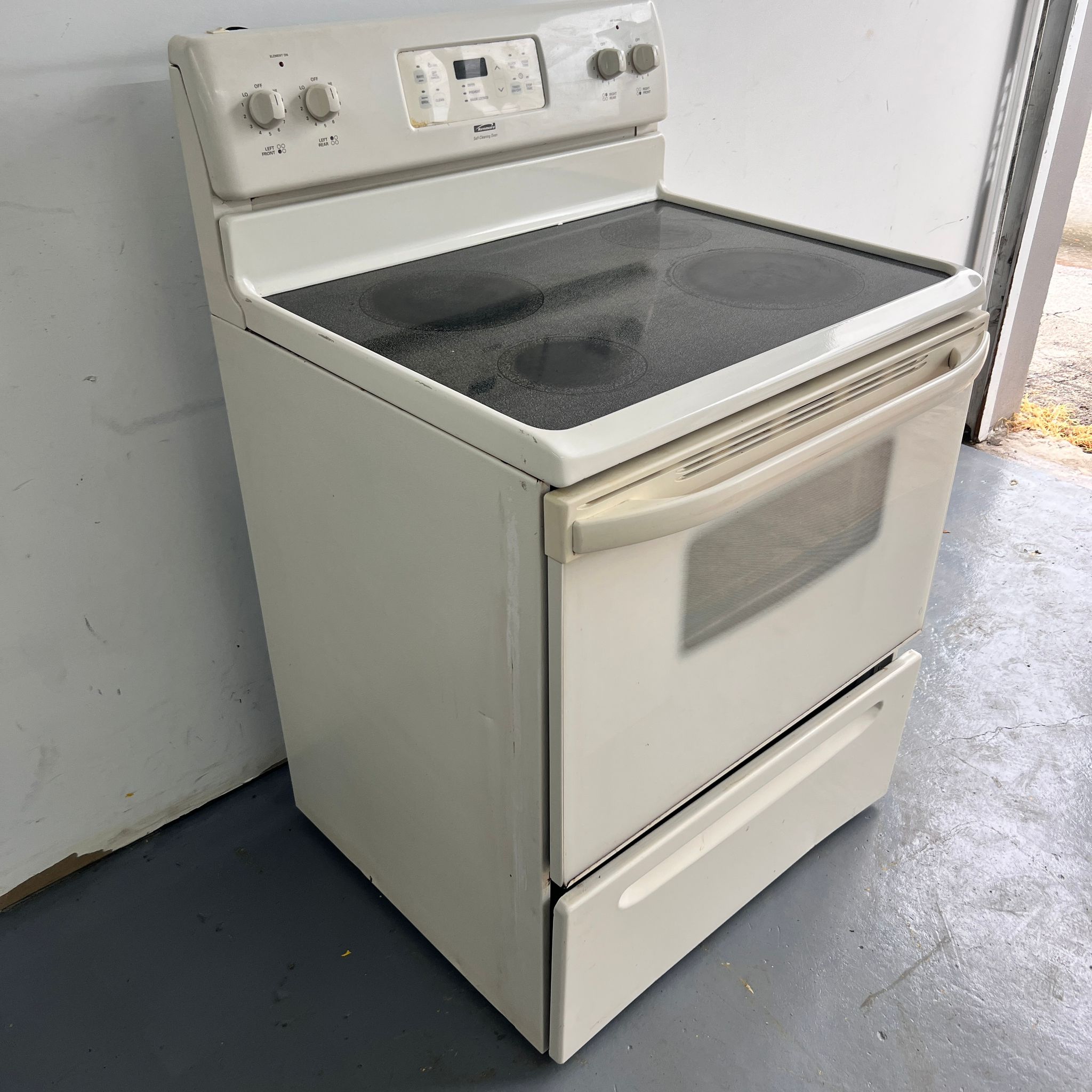 Kenmore Electric Stove