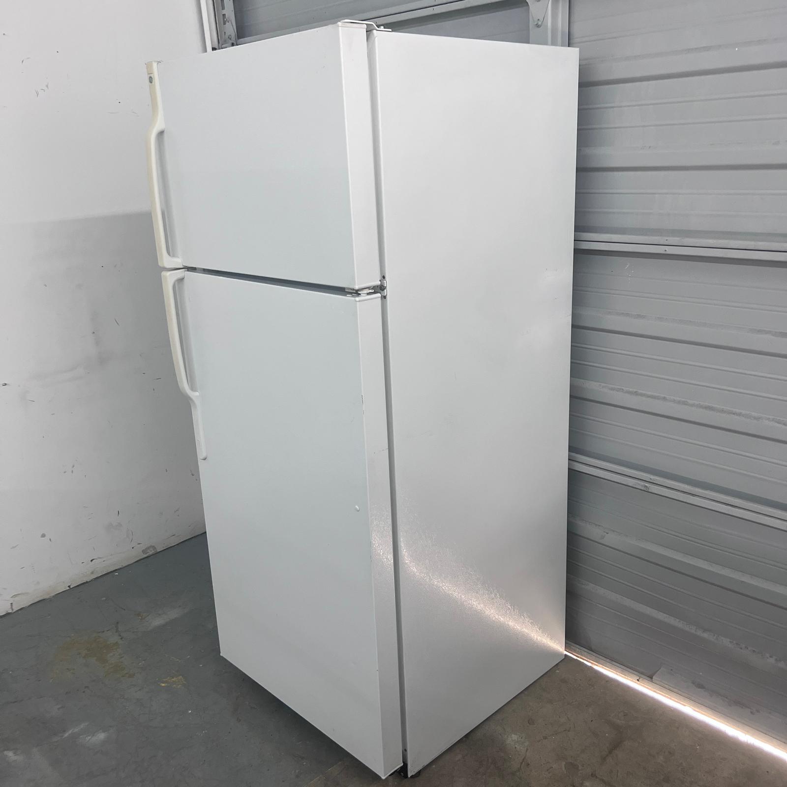 GE Top and Bottom Refrigerator