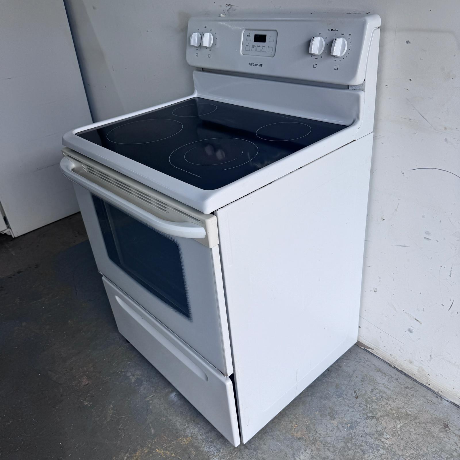 Frigidaire Electric Stove