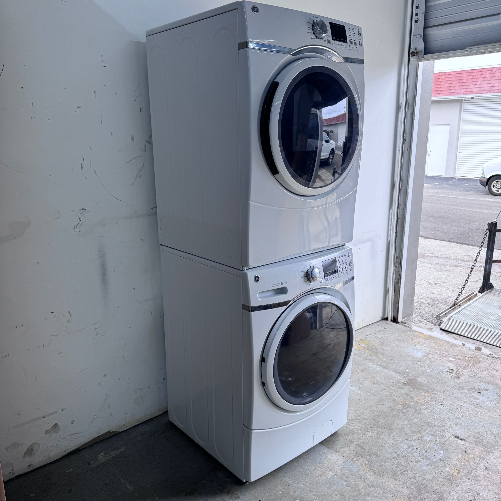 GE Washer and Dryer Front Load - White