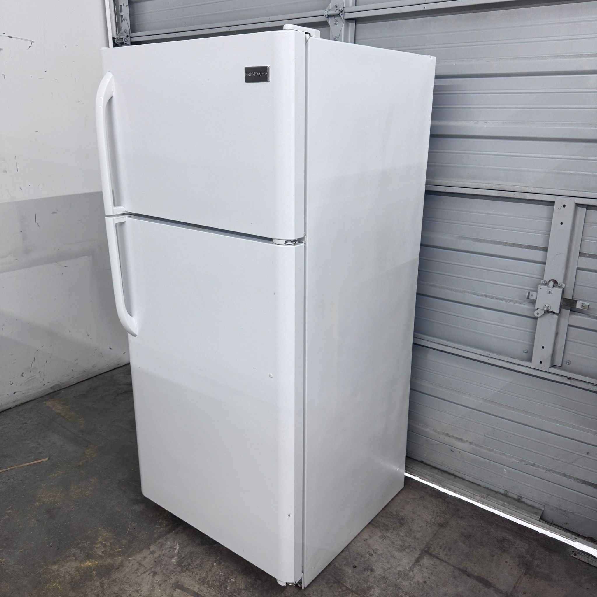 Frigidaire Top and Bottom Refrigerator