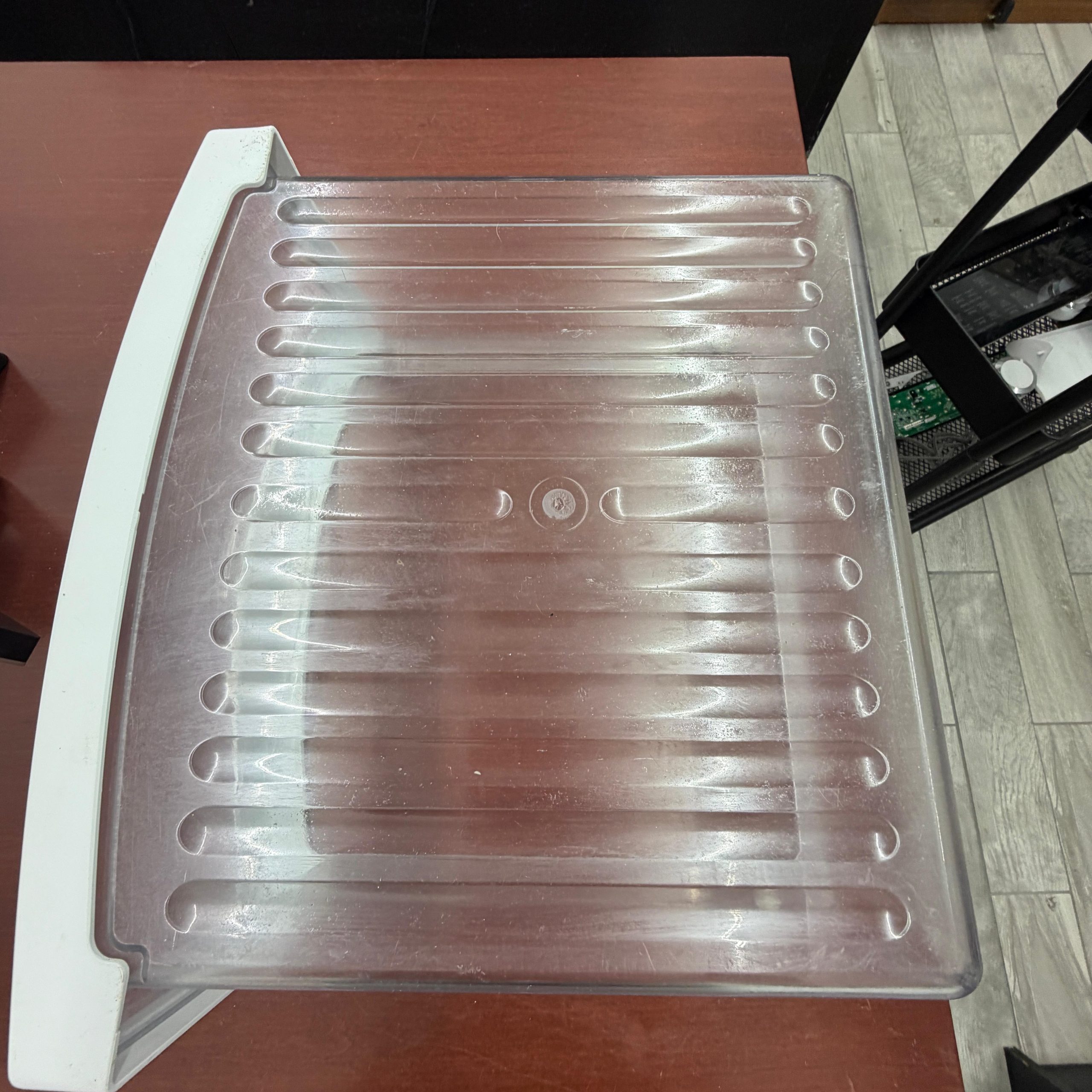 GE Refrigerator Middle Drawer Assembly WR71X38328