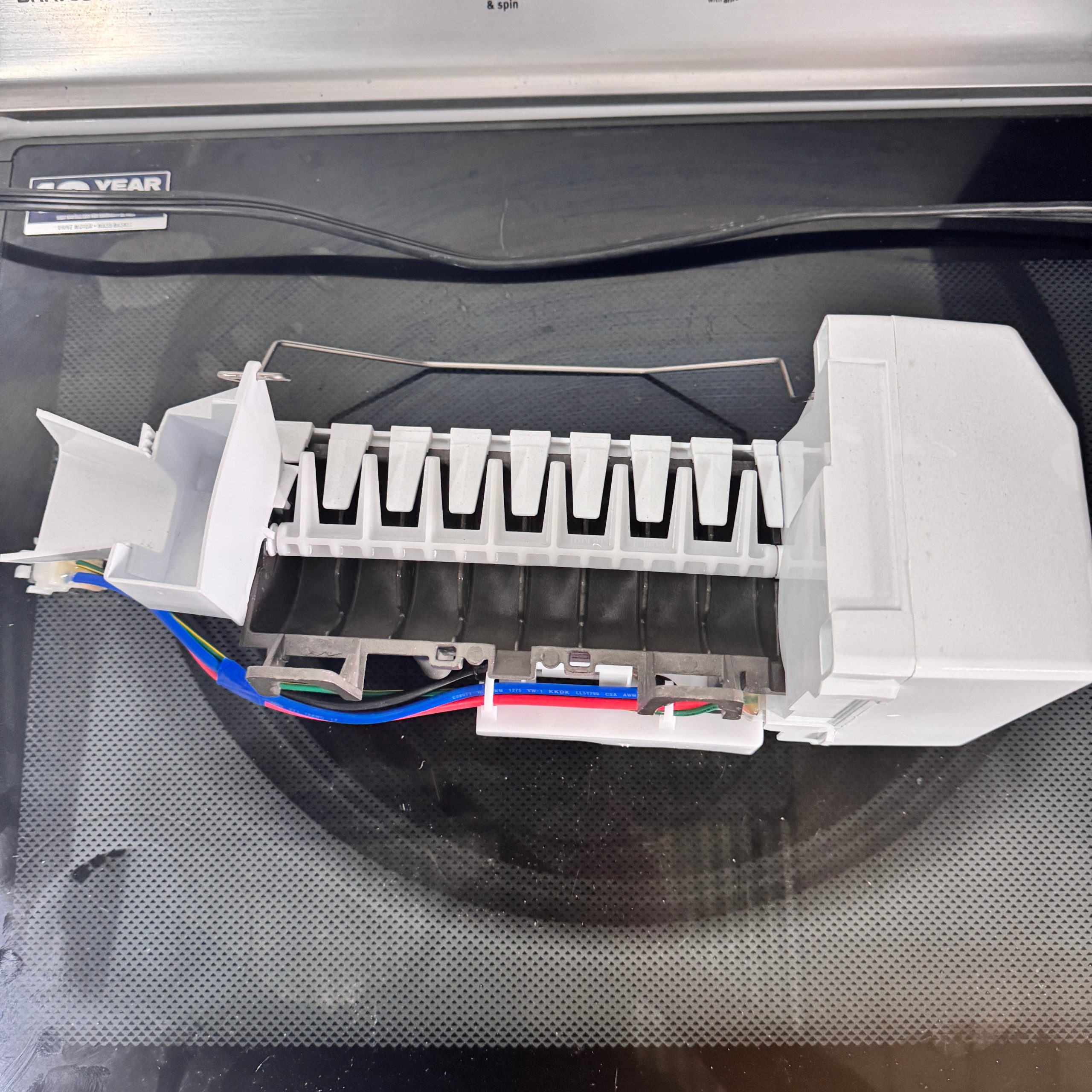 LG Refrigerator Ice Maker (replaces 5989JA0002U) 5989JA0002Y