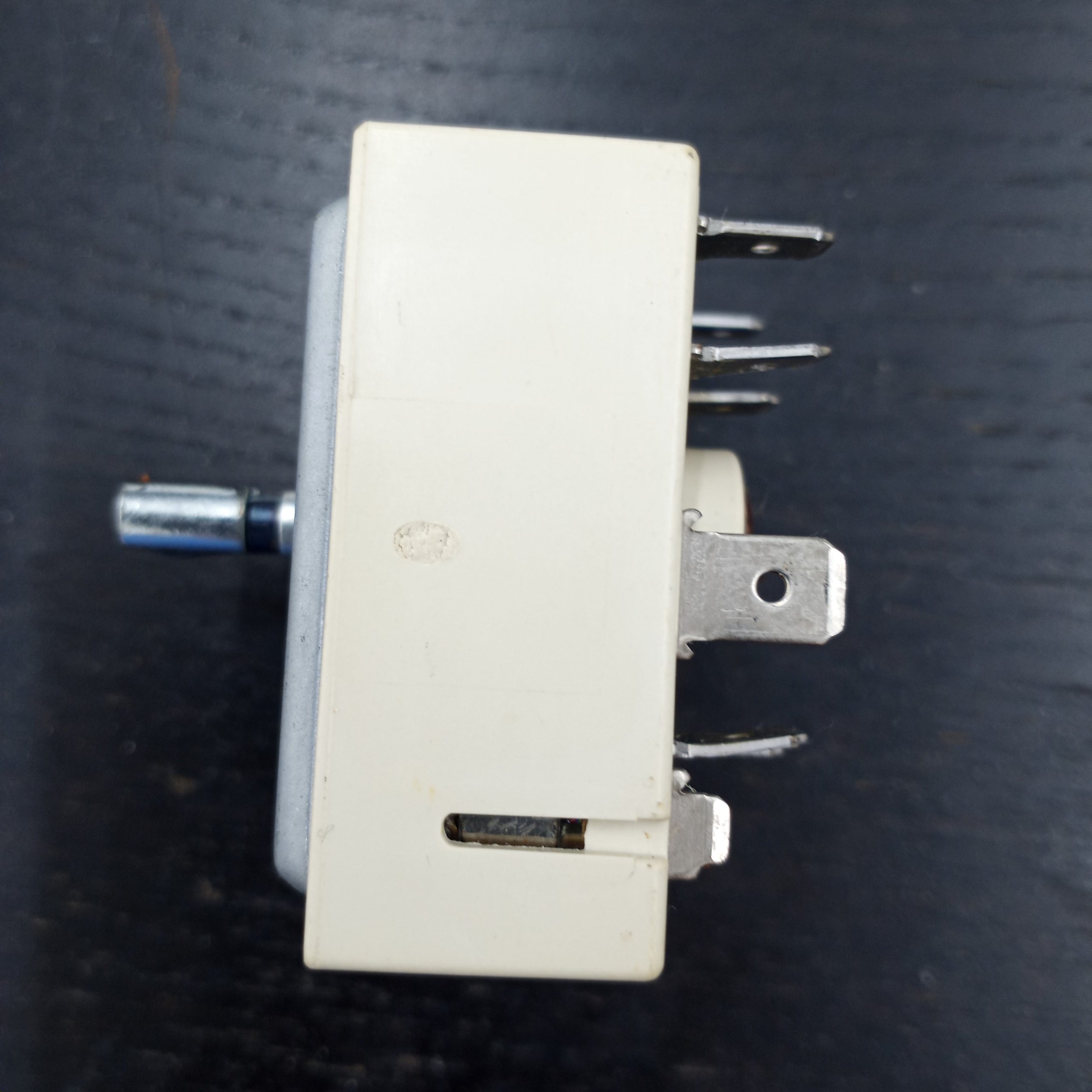 Whirlpool Range Surface Element Control Switch WP9758060 - Image 3
