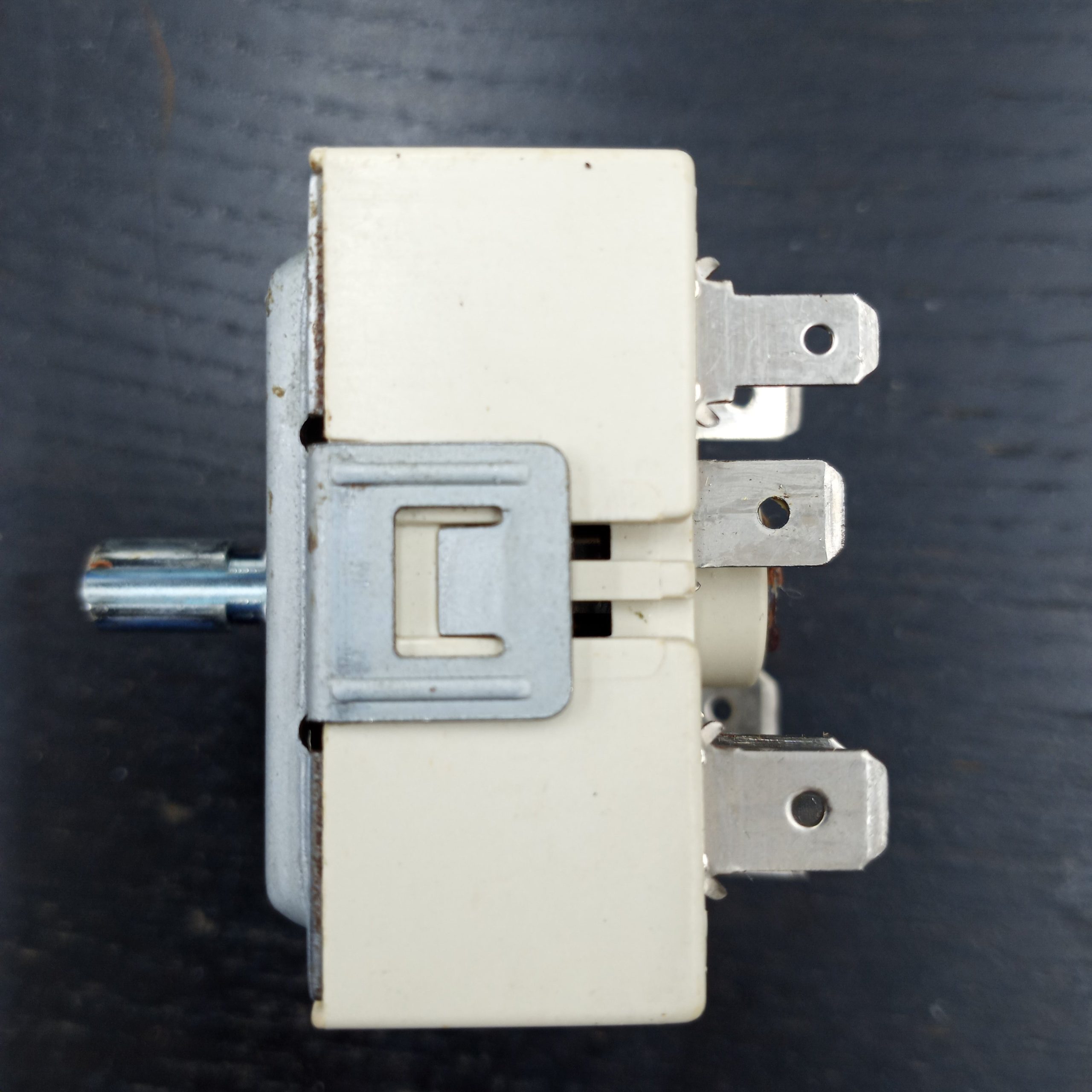 Whirlpool Range Surface Element Control Switch WP9758060 - Image 4