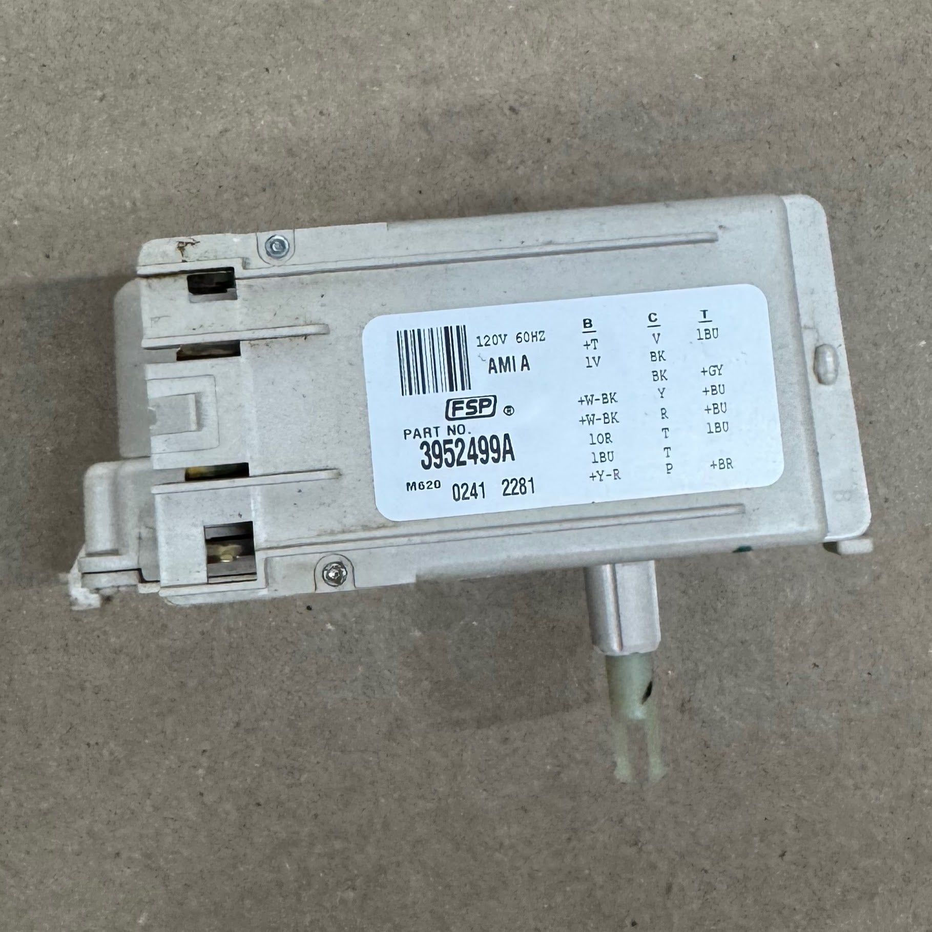 Whirlpool Washer Laundry Center Washer Timer (replaces 3952499A) WP3952499