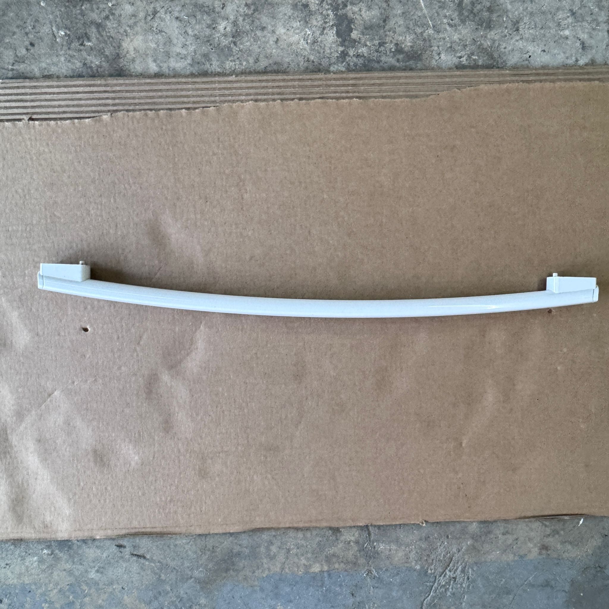 GE Range door handle (white) WB15T10214