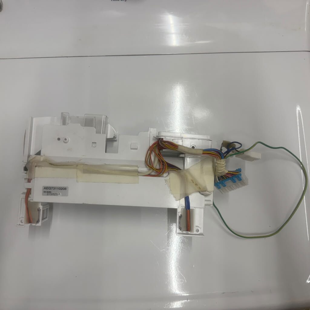 LG Refrigerator Ice Maker (replaces AEQ73110208) AEQ73110210